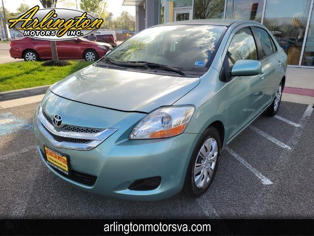 Toyota Yaris 4dr Sdn Man (Natl) 2010