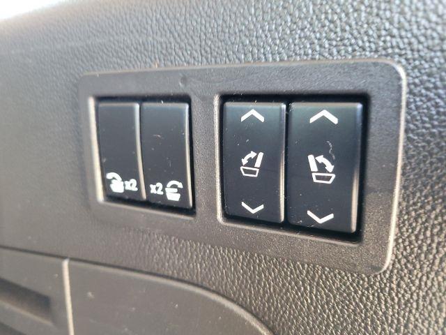 GMC Yukon XL 4WD 4dr Denali 2016