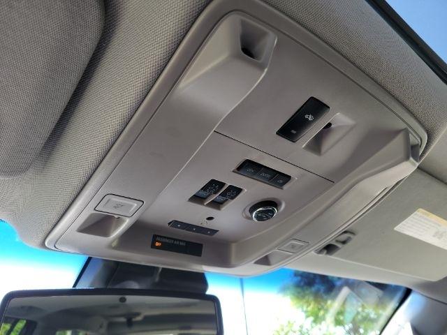 GMC Yukon XL 4WD 4dr Denali 2016