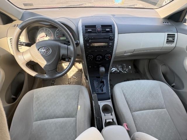 Toyota Corolla 4dr Sdn Man (Natl) 2009