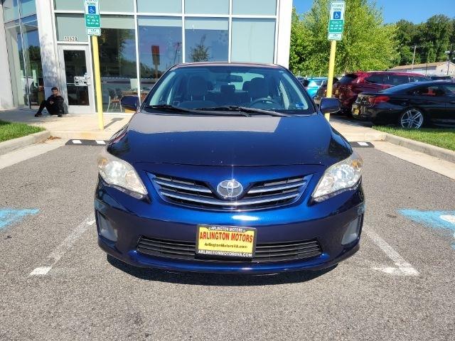 Toyota Corolla 4dr Sdn Auto LE Special Edition (Natl) 2013