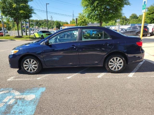 Toyota Corolla 4dr Sdn Auto LE Special Edition (Natl) 2013