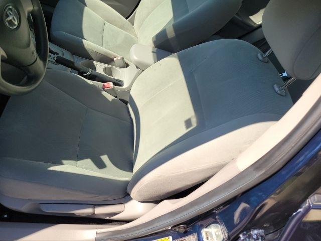 Toyota Corolla 4dr Sdn Auto LE Special Edition (Natl) 2013