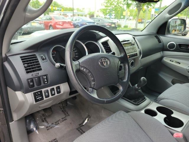 Toyota Tacoma 4WD Double V6 MT (Natl) 2010