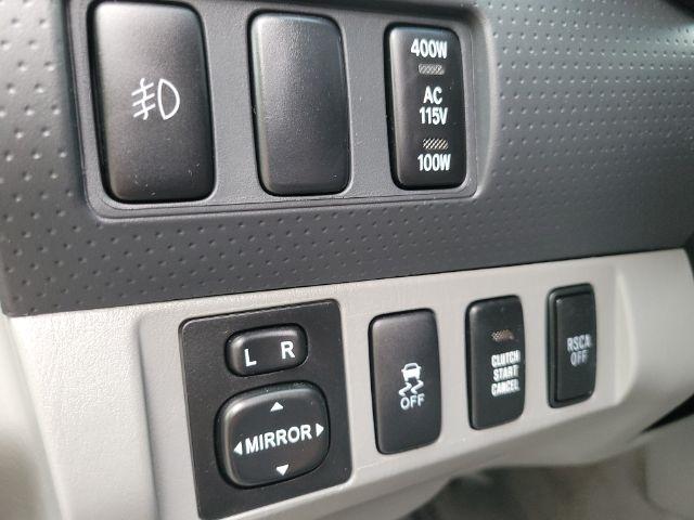 Toyota Tacoma 4WD Double V6 MT (Natl) 2010