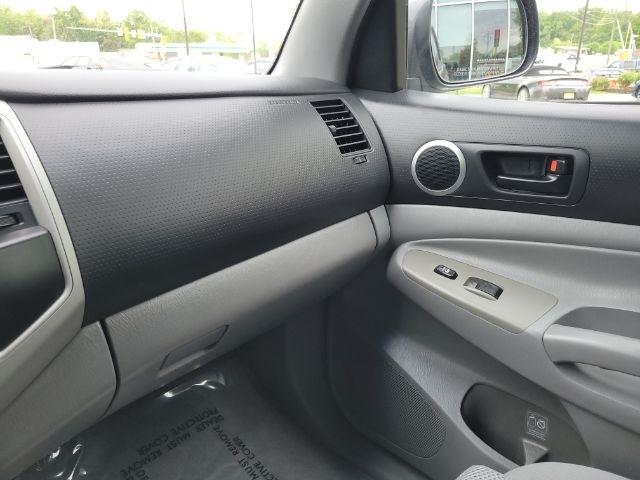Toyota Tacoma 4WD Double V6 MT (Natl) 2010