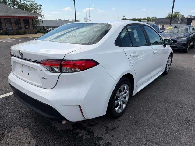 Toyota Corolla LE CVT (Natl) 2024