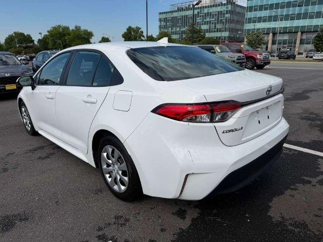 Toyota Corolla LE CVT (Natl) 2024