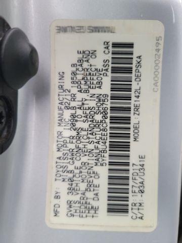Toyota Corolla 4dr Sdn Auto LE (Natl) 2012