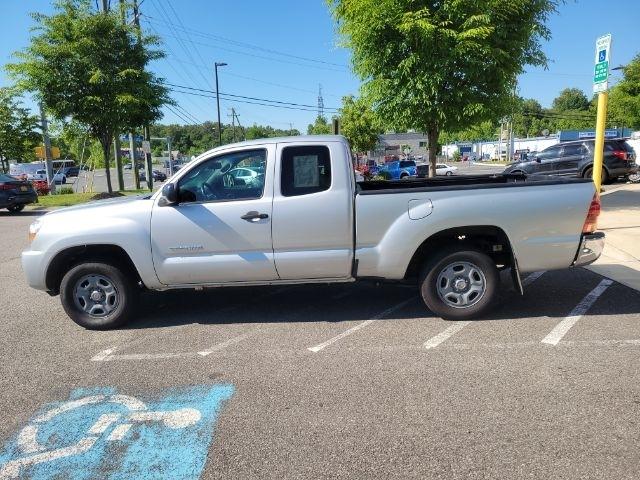Toyota Tacoma 2WD Access I4 MT (Natl) 2008