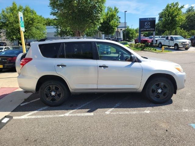 Toyota RAV4 4WD 4dr 4-cyl 4-Spd AT (Natl) 2011