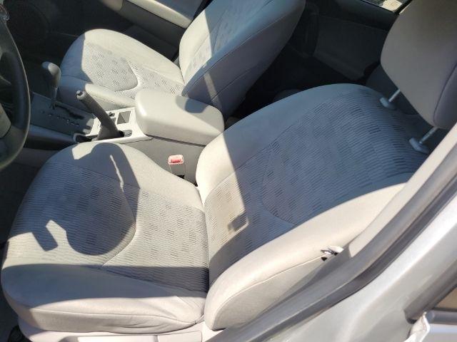 Toyota RAV4 4WD 4dr 4-cyl 4-Spd AT (Natl) 2011