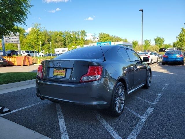 Scion tC 2dr HB Man (Natl) 2011