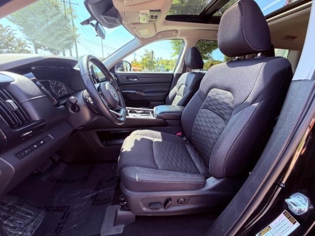 Nissan Pathfinder SV 2WD 2022
