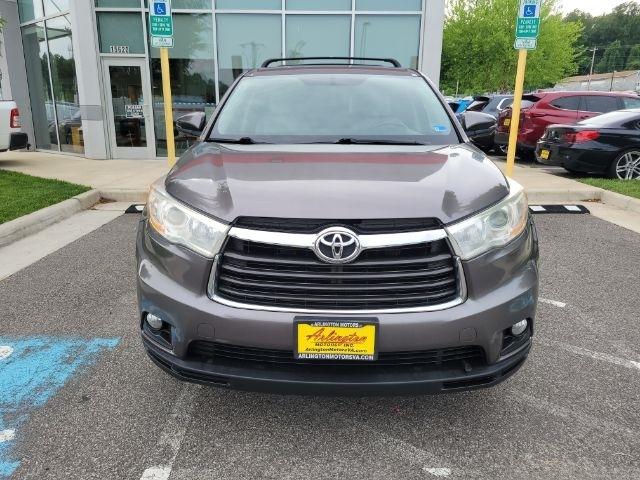 Toyota Highlander AWD 4dr V6 LE (Natl) 2014