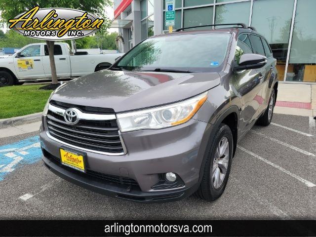 Toyota Highlander AWD 4dr V6 LE (Natl) 2014