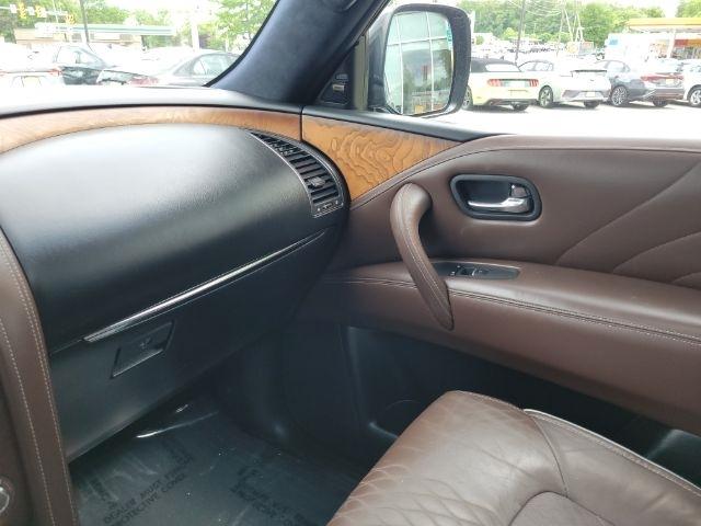 Infiniti QX80 4WD 4dr Limited 2016