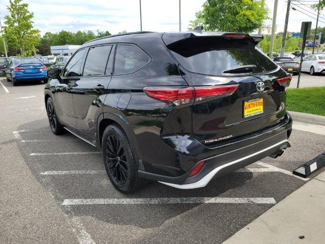 Toyota Highlander Platinum FWD (Natl) 2023