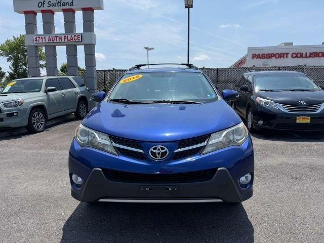 Toyota RAV4 AWD 4dr XLE (Natl) 2015
