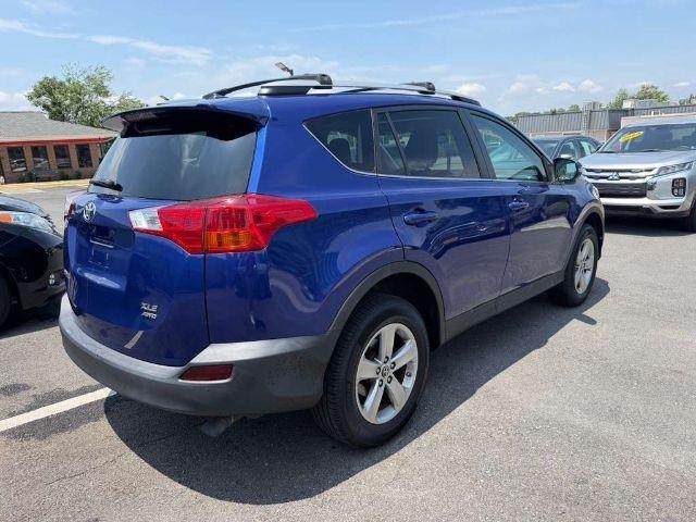Toyota RAV4 AWD 4dr XLE (Natl) 2015