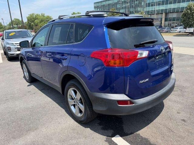 Toyota RAV4 AWD 4dr XLE (Natl) 2015