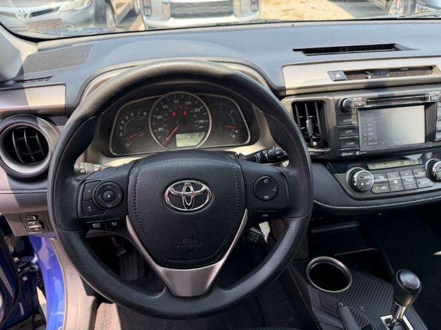 Toyota RAV4 AWD 4dr XLE (Natl) 2015