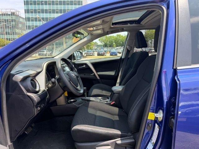 Toyota RAV4 AWD 4dr XLE (Natl) 2015