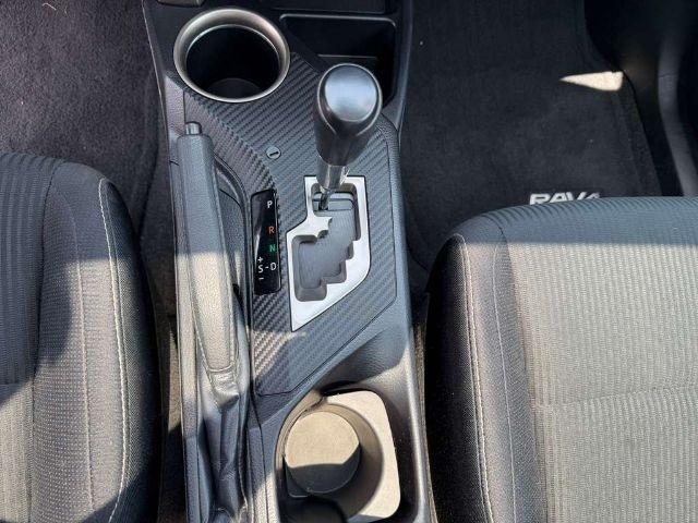 Toyota RAV4 AWD 4dr XLE (Natl) 2015