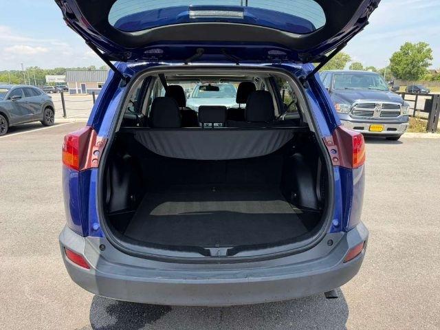 Toyota RAV4 AWD 4dr XLE (Natl) 2015