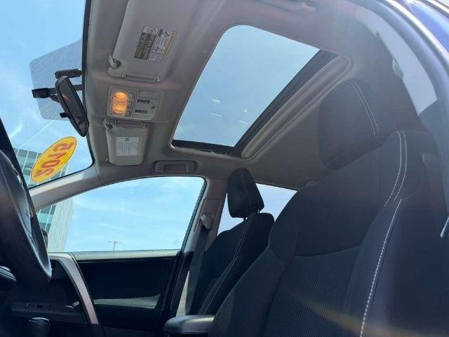 Toyota RAV4 AWD 4dr XLE (Natl) 2015