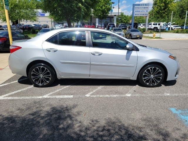 Toyota Corolla 4dr Sdn CVT LE Premium (Natl) 2014
