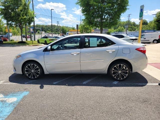 Toyota Corolla 4dr Sdn CVT LE Premium (Natl) 2014