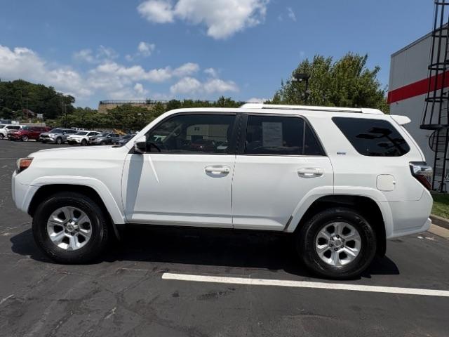 Toyota 4Runner RWD 4dr V6 SR5 Premium (Natl) 2015
