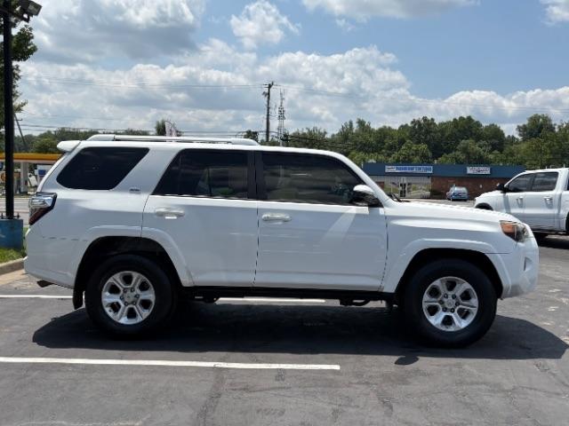 Toyota 4Runner RWD 4dr V6 SR5 Premium (Natl) 2015