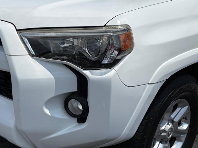 Toyota 4Runner RWD 4dr V6 SR5 Premium (Natl) 2015