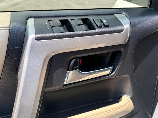 Toyota 4Runner RWD 4dr V6 SR5 Premium (Natl) 2015