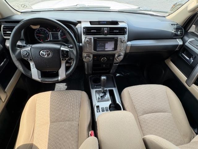 Toyota 4Runner RWD 4dr V6 SR5 Premium (Natl) 2015