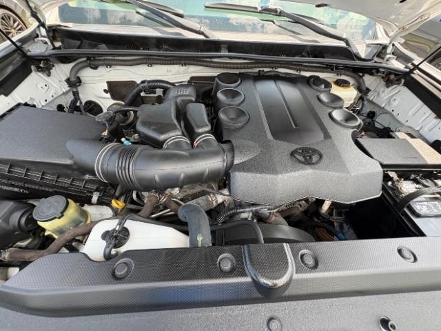 Toyota 4Runner RWD 4dr V6 SR5 Premium (Natl) 2015