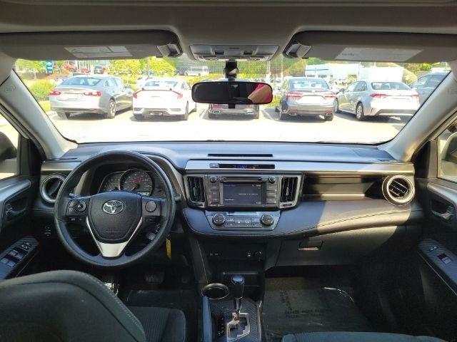 Toyota RAV4 AWD 4dr XLE (Natl) 2015