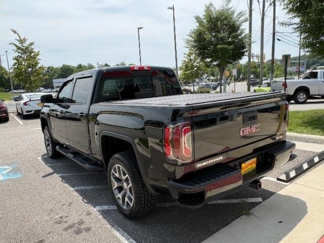 GMC Sierra 1500 4WD Crew Cab 143.5" SLT 2018