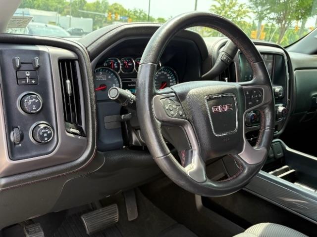 GMC Sierra 1500 4WD Crew Cab 143.5" SLT 2018