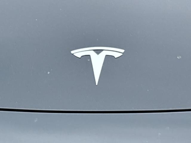 Tesla Model 3 Mid Range Battery RWD 2018