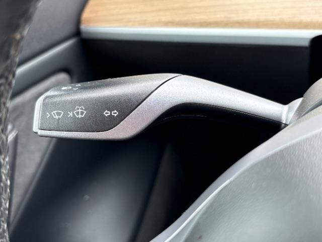 Tesla Model 3 Mid Range Battery RWD 2018