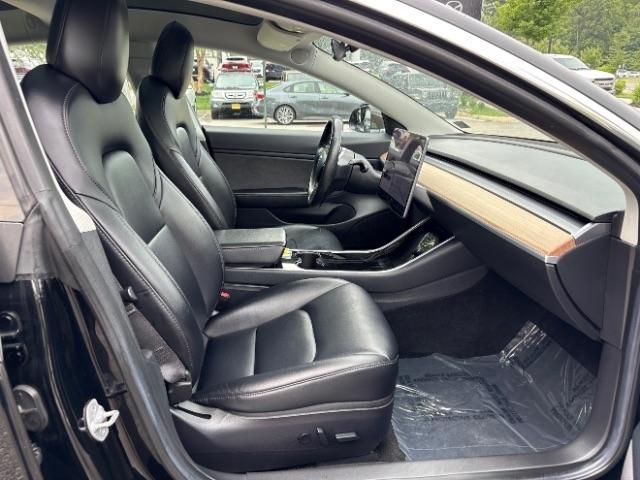 Tesla Model 3 Mid Range Battery RWD 2018