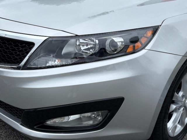 Kia Optima 4dr Sdn 2.4L Auto EX 2012