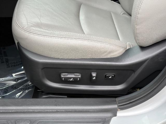 Kia Optima 4dr Sdn 2.4L Auto EX 2012