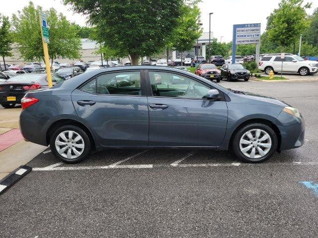 Toyota Corolla 4dr Sdn CVT LE Premium (Natl) 2015
