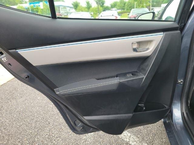 Toyota Corolla 4dr Sdn CVT LE Premium (Natl) 2015