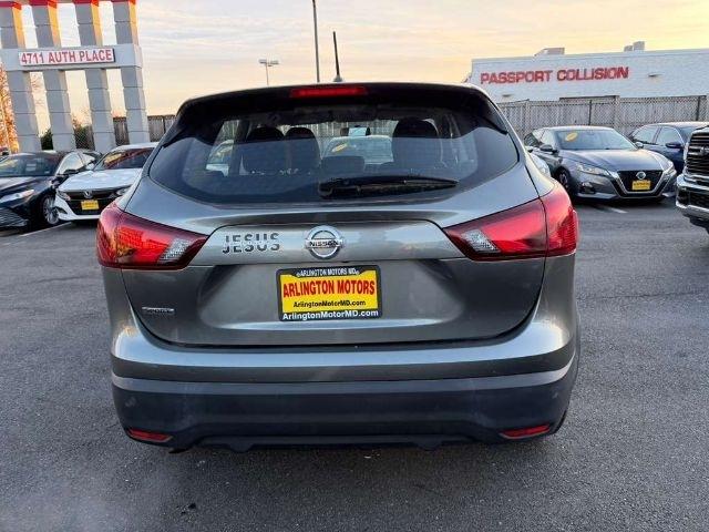 Nissan Rogue Sport FWD S 2017