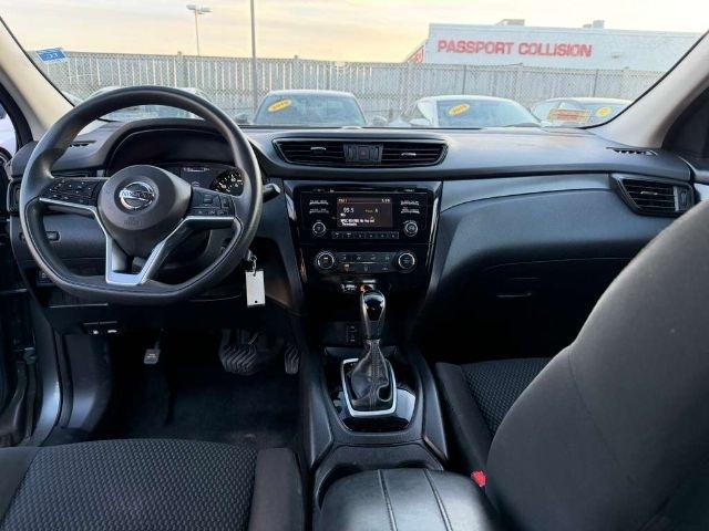 Nissan Rogue Sport FWD S 2017